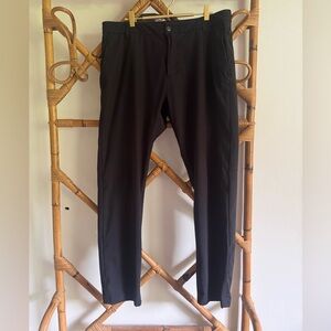 Lululemon Performance Men’s Pants
